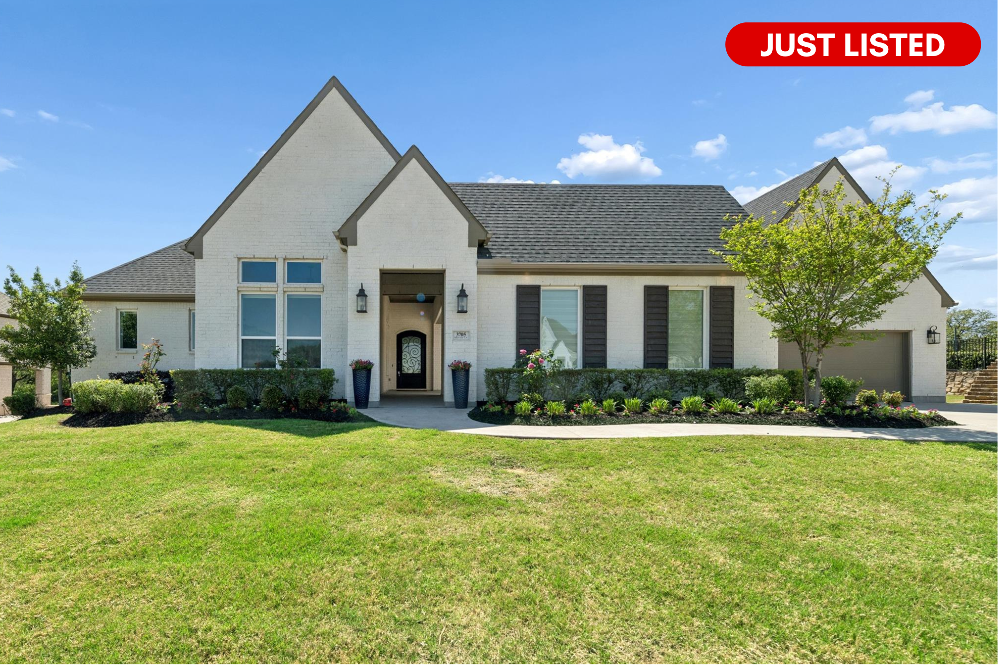 Home 5 CARLA HENNEMANN