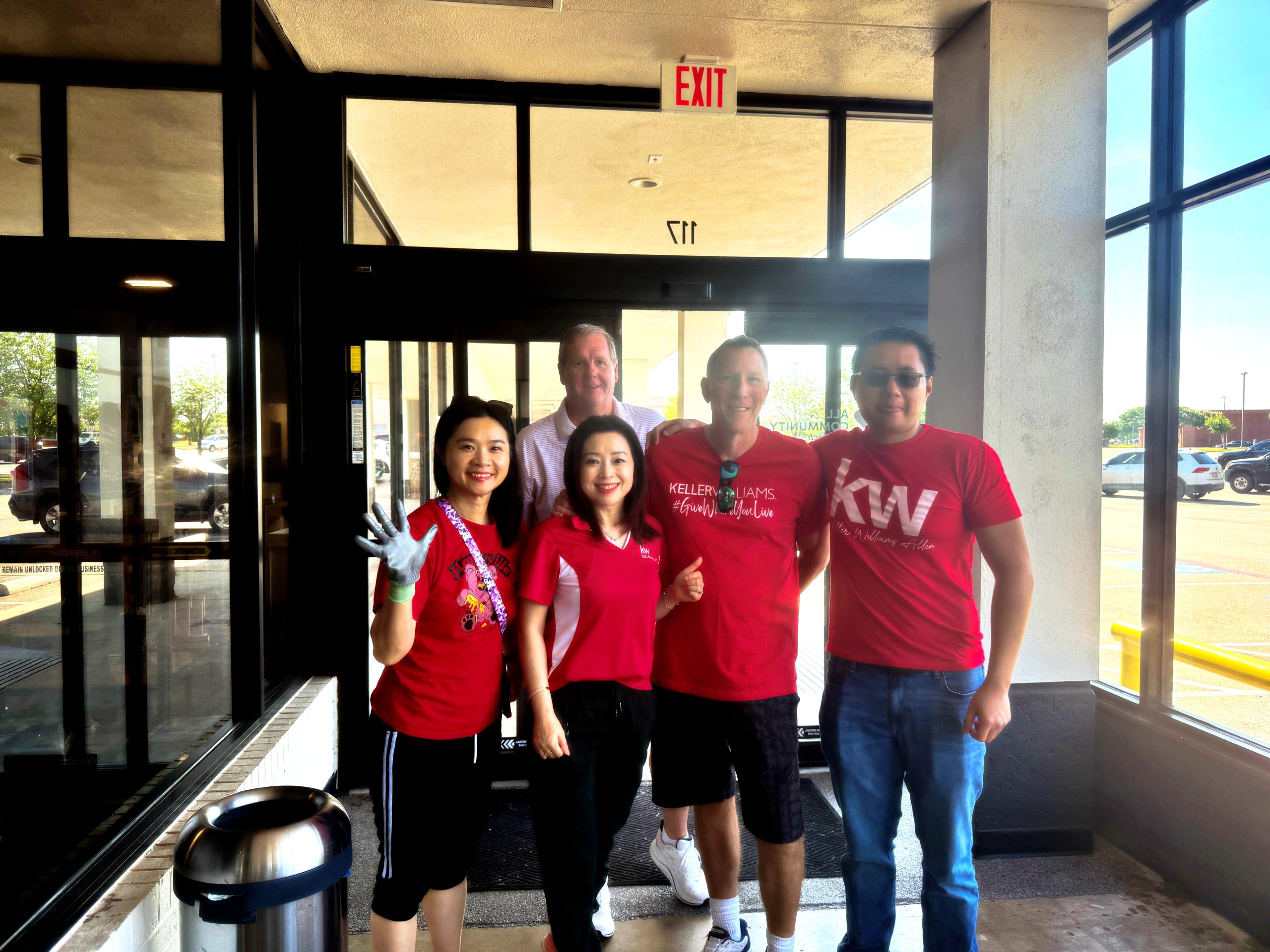 Hampton International Group Joins KW Red Day 2026 in Support of Community Service and Giving Back 3 Image 20260515043005 1993 6 scaled Hampton International Group Joins KW Red Day 2026 in Support of Community Service and Giving Back